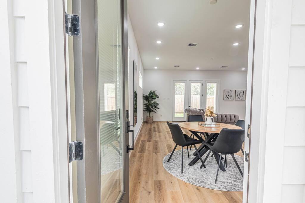 Luxury Home Near Houston Downtown & Medical Center Exterior photo